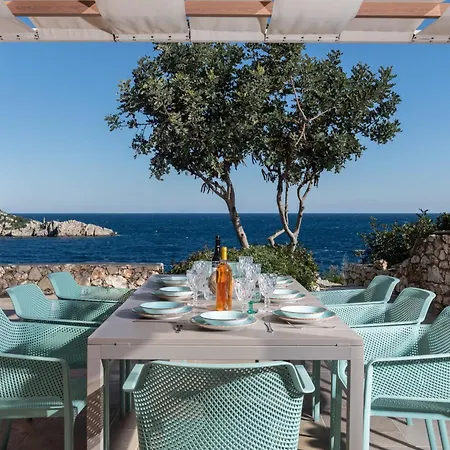 Astarte - Evilia Beach With Private Pool Villa *